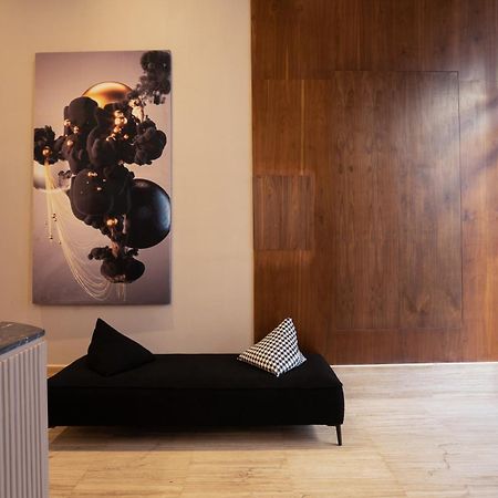 Twenty Six Anfa Luxury Residence By Shortstaycasa-Central-Parking Casablanca Bagian luar foto