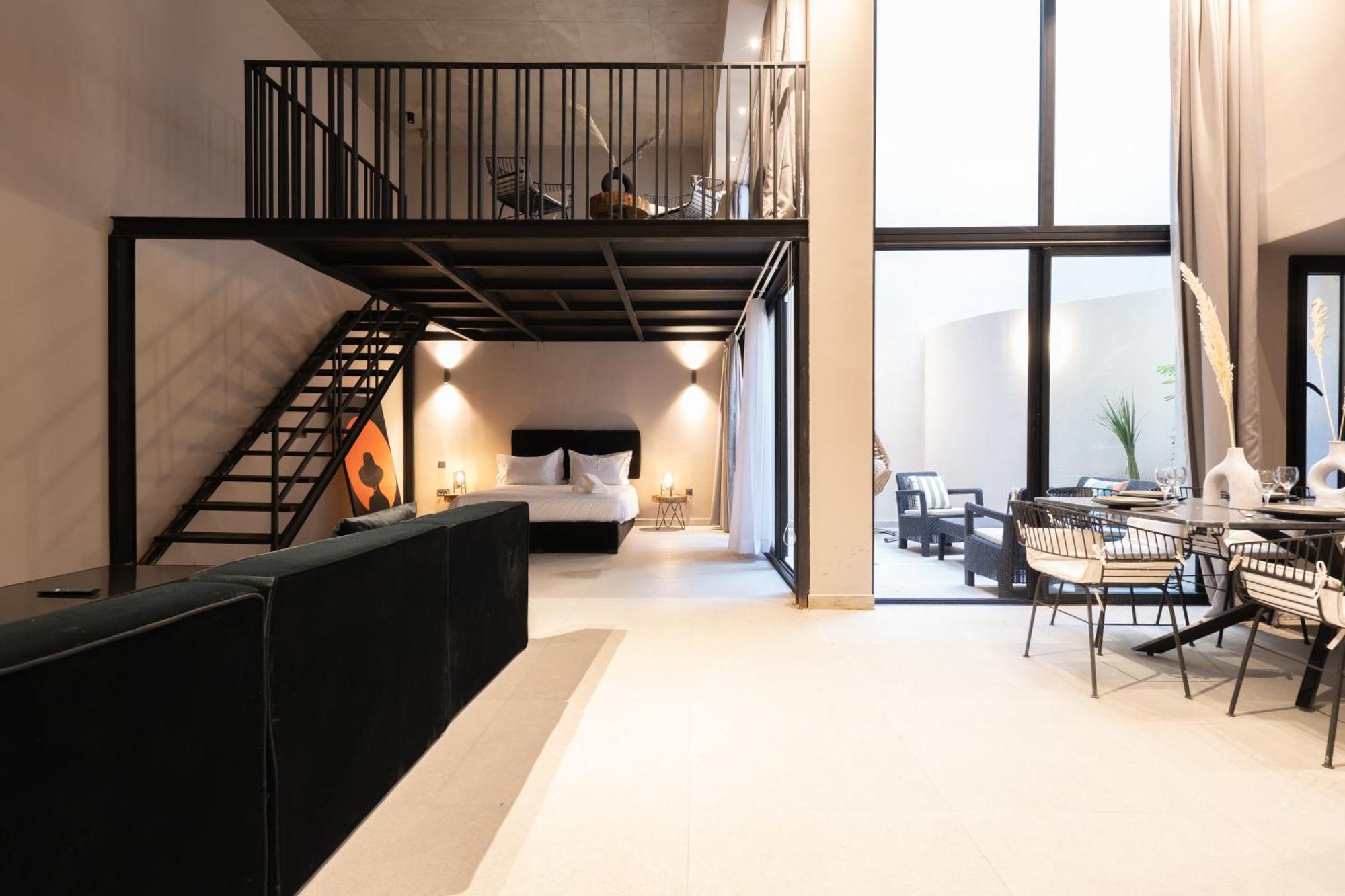 Twenty Six Anfa Luxury Residence By Shortstaycasa-Central-Parking Casablanca Bagian luar foto